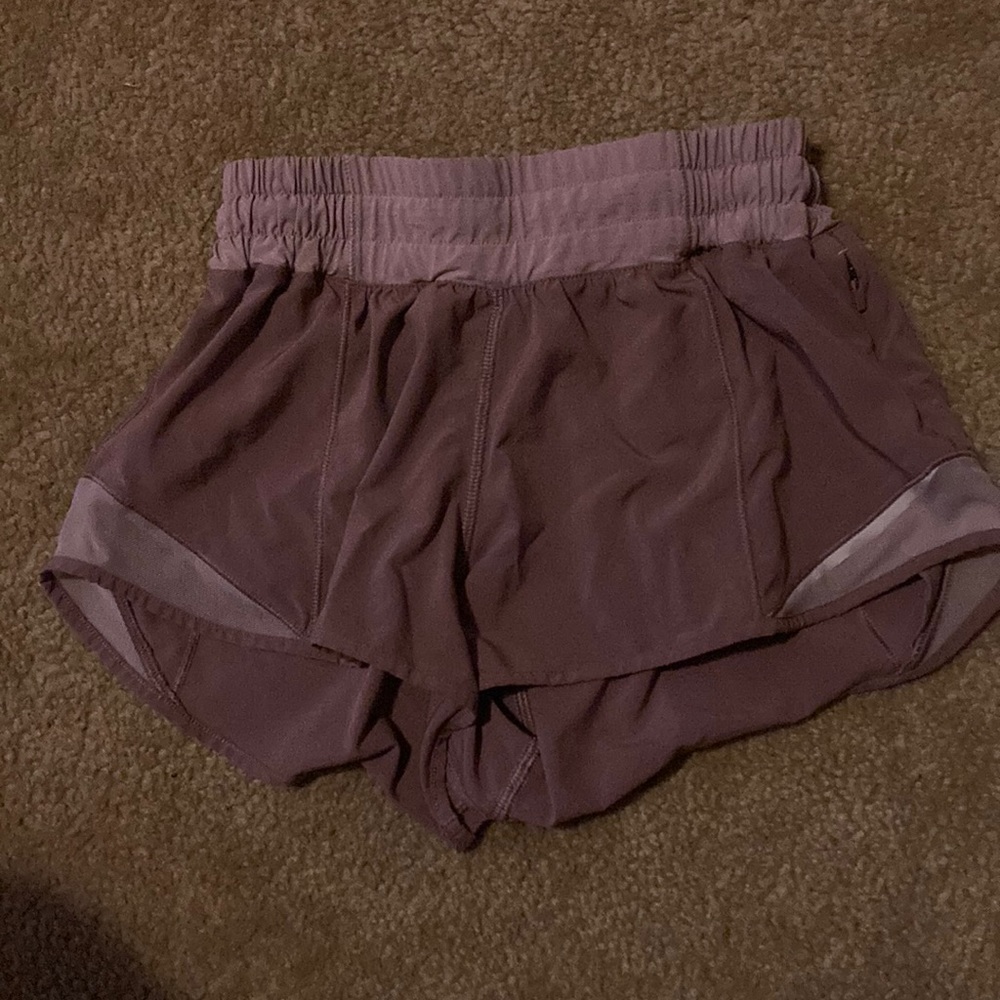 Mauve lululemon hotty hots